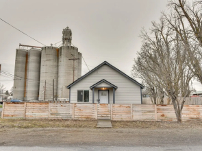 Goldendale Vacation Rental 13 Mi to Columbia River