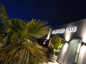 Stamford Gate Hotel
