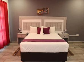 Amariah Guesthouse Flowertown