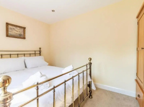 Host Stay Welsford House