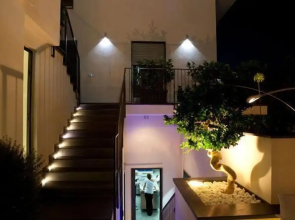 Cubo Apartments