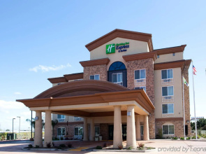 Holiday Inn Express Hotel & Suites Fresno South by IHG