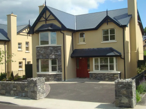 Ardmullen 4 bed Walnut