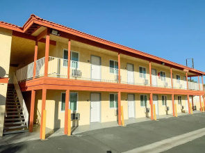 Mojave Village Inn