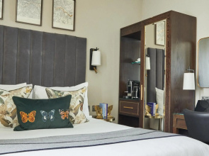 The Selwyn Hotel
