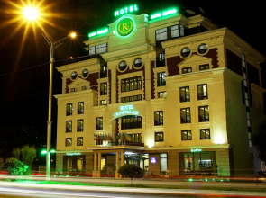Cron Palace Tbilisi Hotel