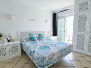 Puerto Banus 2linea playa con piscina y parking privado