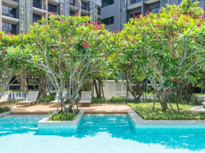 Blossom Sathorn by Plearn