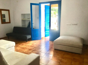 Villa Alexa this charming villa is just a 10 min drive to either Playa Den Bossa or San Antonio