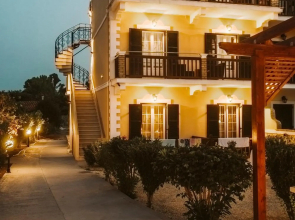 Potamos Apartments