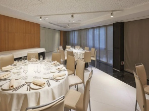 Отель NH Collection Barcelona Gran Calderón