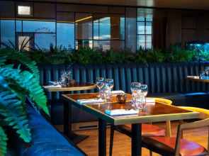 Hotel Indigo London - 1 Leicester Square by IHG