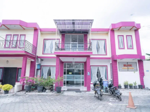 RedDoorz near Uniska Banjarmasin