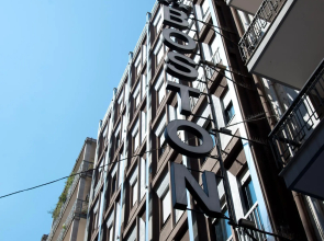 Boston Hotel
