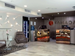 Ramada Panama Centro Via Argentina