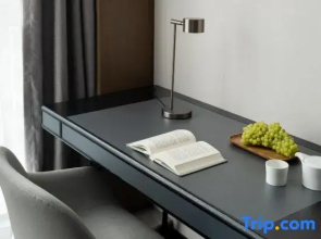 Atour Hotel Urumqi High speed Railway Station North Square
