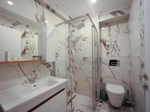 Etiz Hotels & Residences