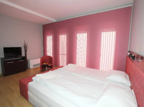 Villa Trade А