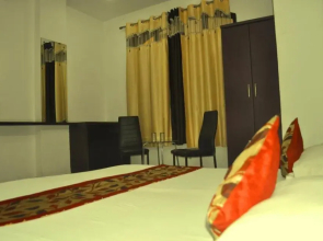 Hotel Akshat Niwas