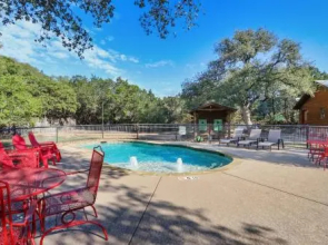 Wimberley Log Cabins Resort and Suites - Unit 1