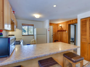 Winter Park Condo w/ Pool ~ 3 Mi to Ski Resort