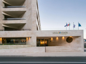 Four Points by Sheraton Sesimbra