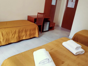 Hotel Everest