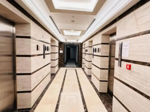 Luxury Spacious Apartment Near Downtown with Balcony and Free Parking by Belvilla