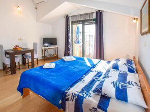 Apartments Studenac in Tkon - island Pasman