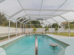 Sea Salt Retreat Pool Home 5 Miles From The Beach 3 Bedroom Home by Redawning