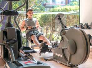 Holiday Inn Express Phuket Patong Beach Central by IHG