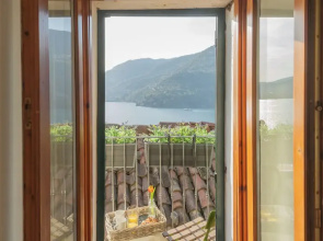 The Green Nest by Lake Como by Rent all Como