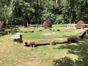Edinburgh Cabin Camping