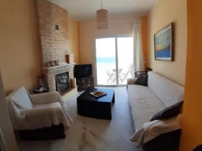 Apartment Michalis by the Sea