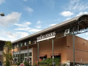 National at Clarendon Metro