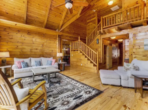 Cozy Lake Hartwell Getaway w/ Game Room!