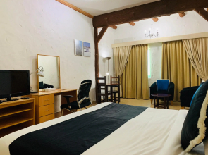 Safari Village Executive Suites