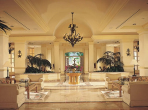 Grand Isla Navidad Golf & Spa Resort with Marina