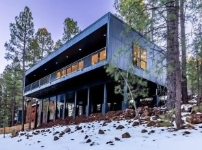 Le Cabin Noir LUX Alpine Retreat Spa BBQ