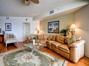 Mandalay Beach Club 1003