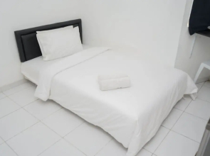 Cozy And Calm Studio No Kitchen Apartment At Aeropolis Residence