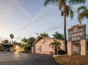 Fallbrook Country Inn