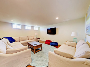 46 Maquoit Drive Home