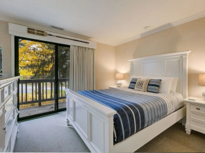 The Shores Grand Traverse Bay Unit 5704