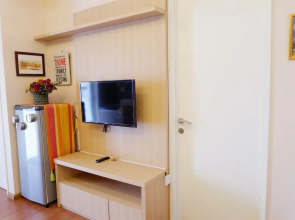 Cozy & Comfortable 2 BR near Mall at Bassura City Apartment