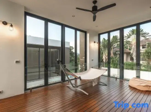 *9BR Tennis On prestigious Phuket Country ClubV158