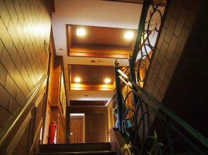 Renoir boutique hotel