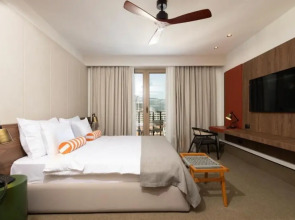 Infinity Hotel & More