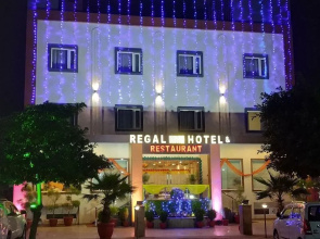 Regal Hotel & Restaurant