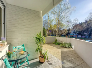 West Oasis With Terrace